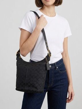 Coach Vintage Bleecker Bucket Bag Signature Jacquard Print